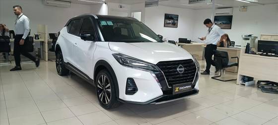 NISSAN KICKS 1.6 16V FLEXSTART EXCLUSIVE XTRONIC NISSAN KICKS 1.6 16V FLEXSTART EXCLUSIVE XTRONIC